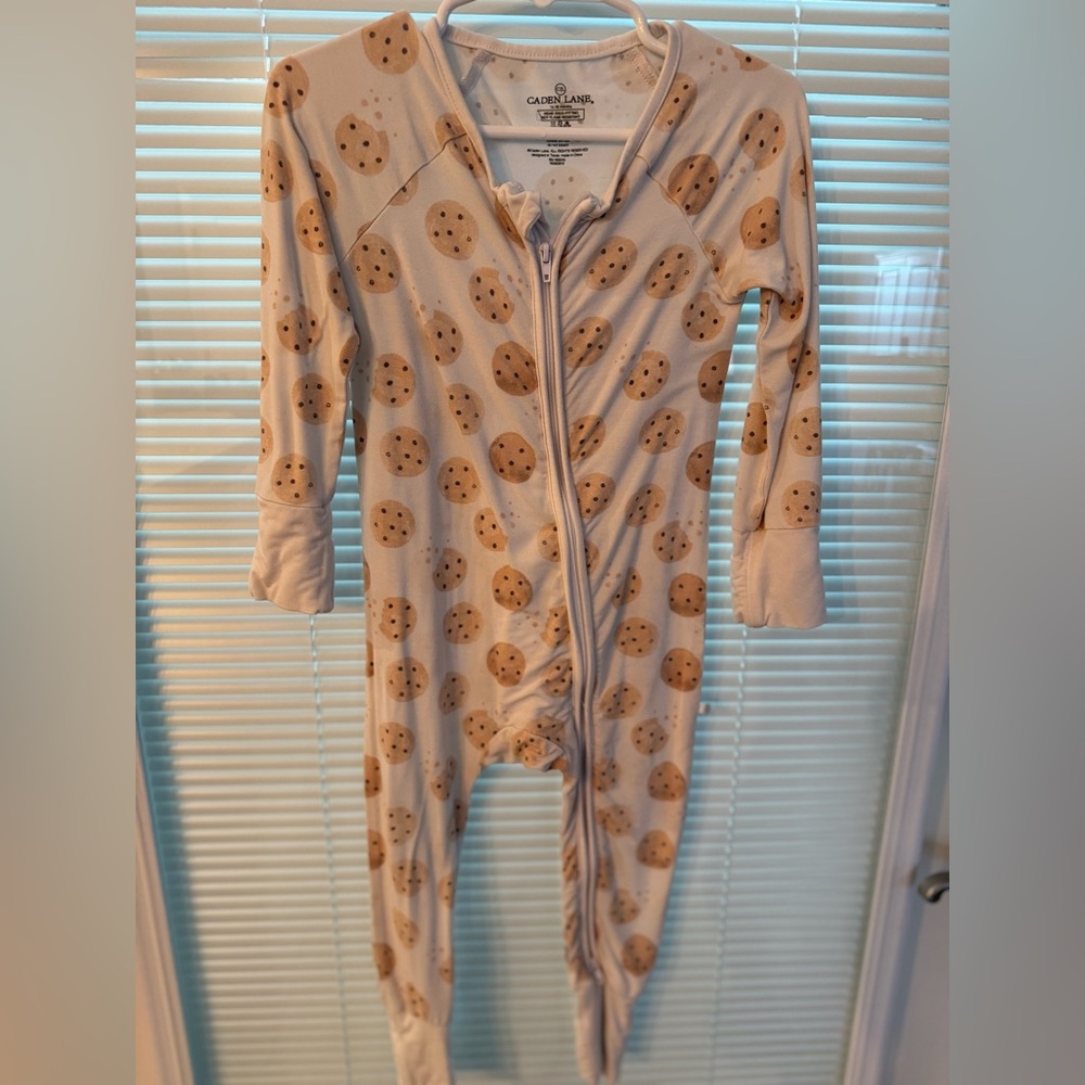 Caden Lane Convertible Zip Romper